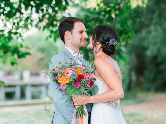 Le mariage de Théo et Inès à Jaillans, Drôme 9