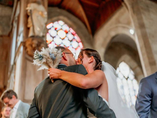 Le mariage de Benjamin et Lucie à Fougères, Ille et Vilaine 24