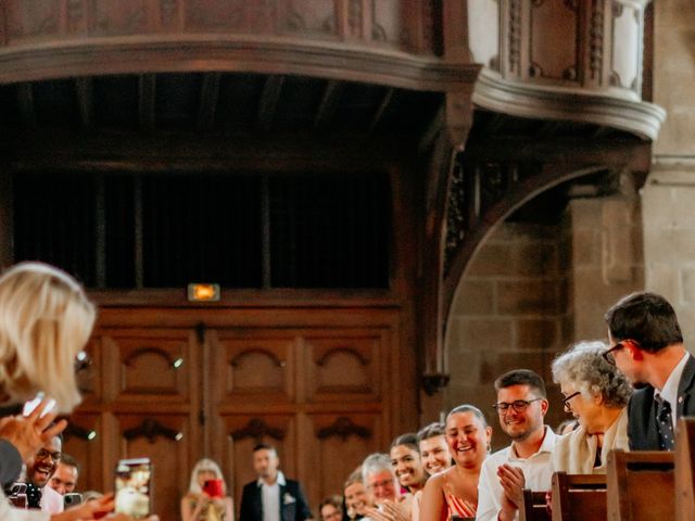 Le mariage de Benjamin et Lucie à Fougères, Ille et Vilaine 30