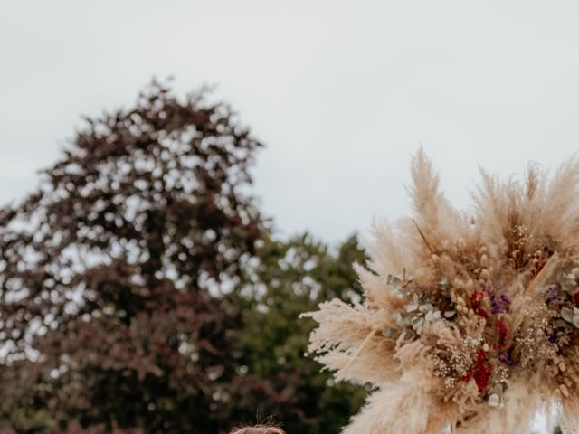 Le mariage de Benjamin et Lucie à Fougères, Ille et Vilaine 44