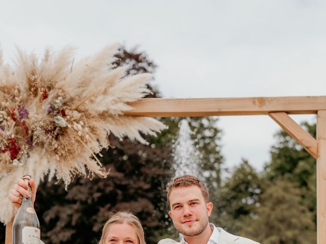 Le mariage de Benjamin et Lucie à Fougères, Ille et Vilaine 49