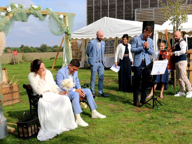 Le mariage de Damien et Angélique à Sigournais, Vendée 24