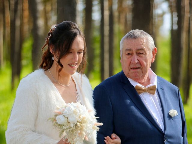 Le mariage de Damien et Angélique à Sigournais, Vendée 73