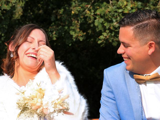 Le mariage de Damien et Angélique à Sigournais, Vendée 74