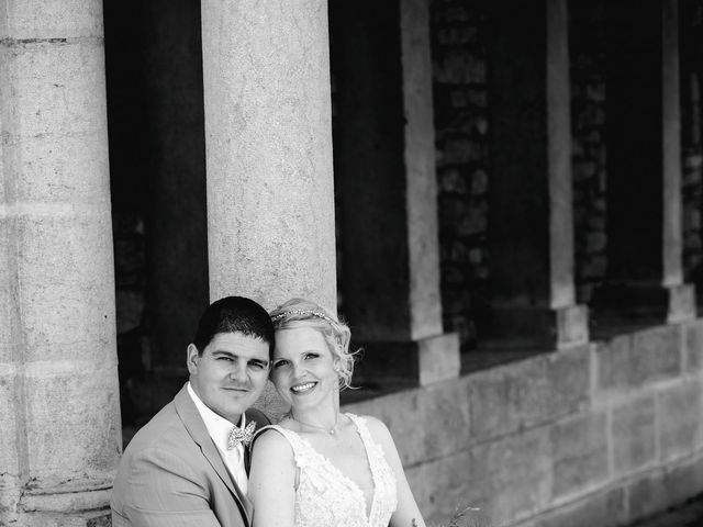 Le mariage de Loïc et Gwenaelle à Noroy-le-Bourg, Haute-Saône 22