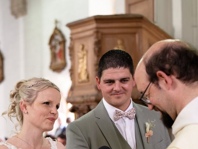 Le mariage de Loïc et Gwenaelle à Noroy-le-Bourg, Haute-Saône 26