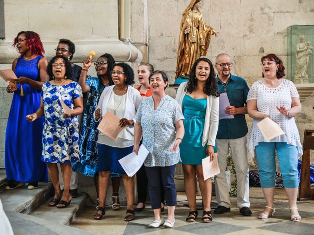 Le mariage de Yoann et Laure à Viviers, Ardèche 37