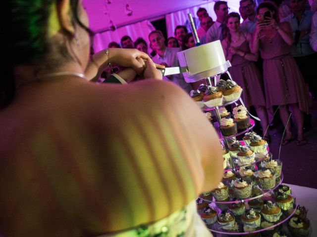 Le mariage de Xavier et Elodie à Saint-Laurent-d&apos;Agny, Rhône 41