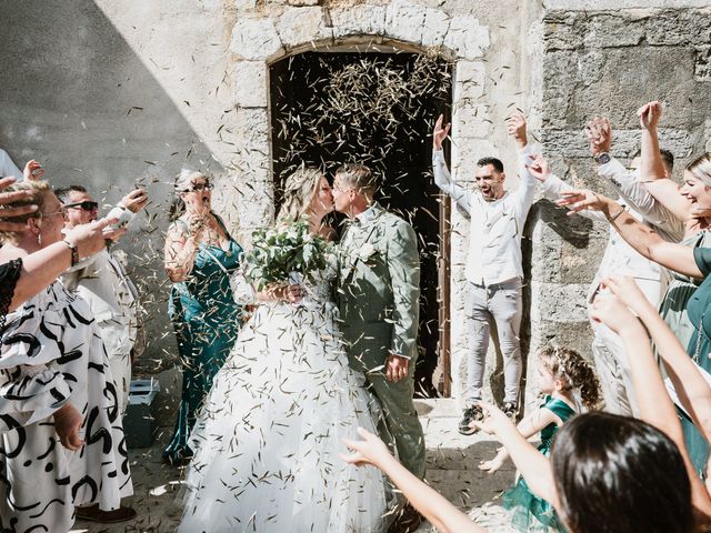 Le mariage de Ludovic et Karolina à Vitrolles, Bouches-du-Rhône 44
