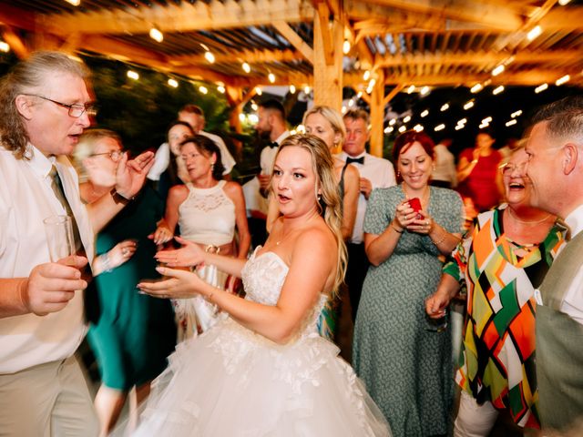 Le mariage de Ludovic et Karolina à Vitrolles, Bouches-du-Rhône 64