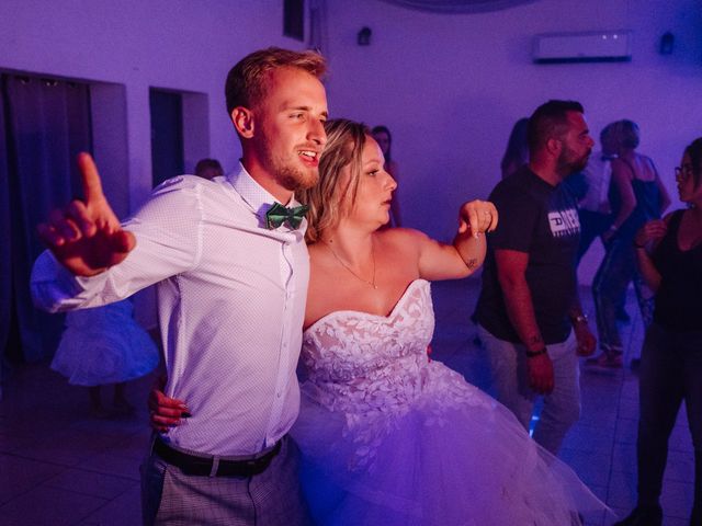 Le mariage de Ludovic et Karolina à Vitrolles, Bouches-du-Rhône 93