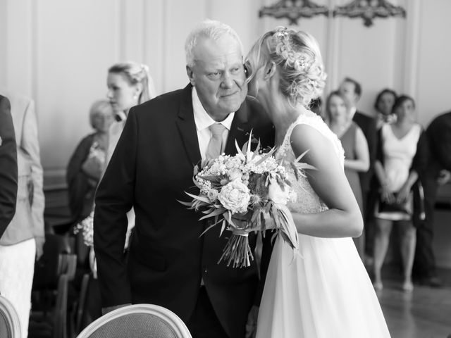 Le mariage de Julien et Cindy à Saint-Venant, Pas-de-Calais 28