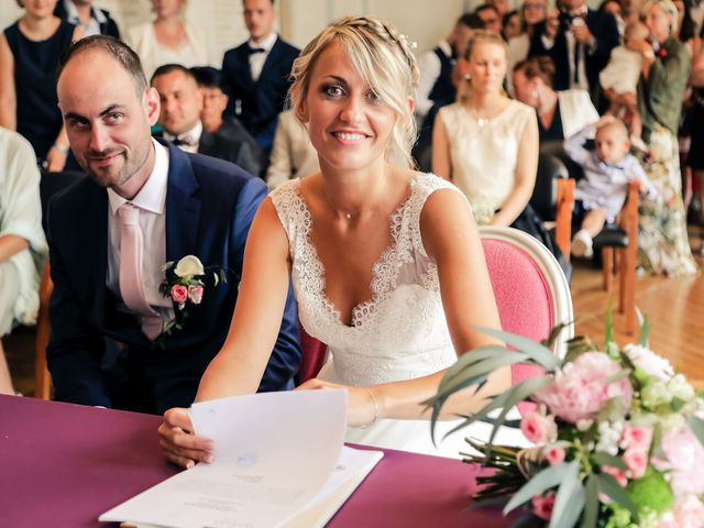 Le mariage de Julien et Cindy à Saint-Venant, Pas-de-Calais 40