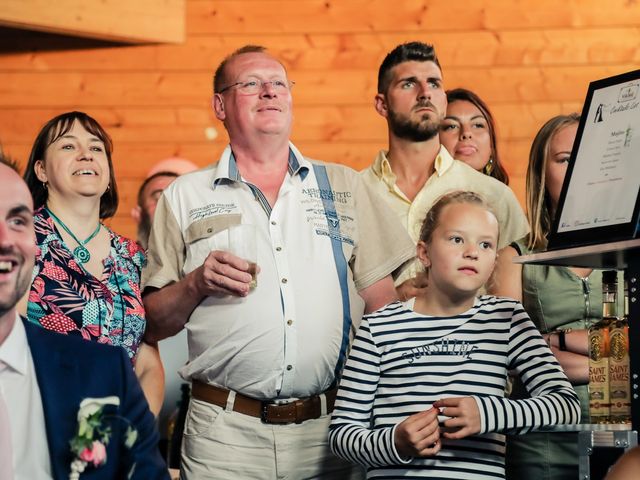 Le mariage de Julien et Cindy à Saint-Venant, Pas-de-Calais 194