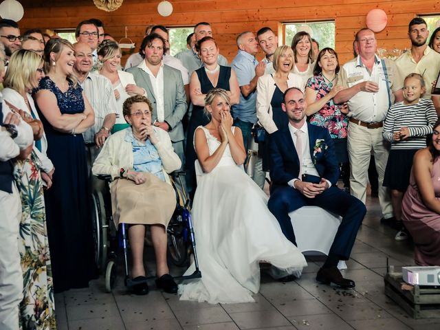 Le mariage de Julien et Cindy à Saint-Venant, Pas-de-Calais 196