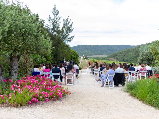 Le mariage de Charles et Romy à La Londe-les-Maures, Var 32