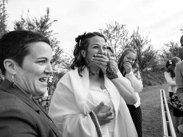 Le mariage de Stéphanie et Emmanuel à Moyon, Manche 5