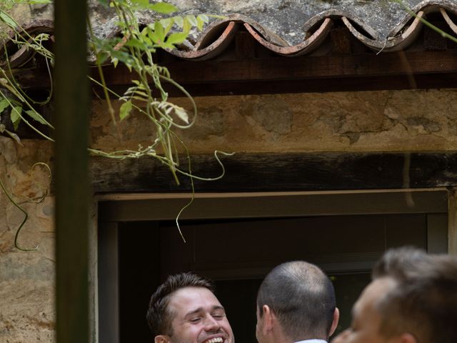 Le mariage de Thibault et Emilie à Nyons, Drôme 5