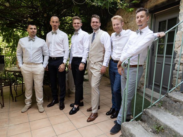Le mariage de Thibault et Emilie à Nyons, Drôme 9