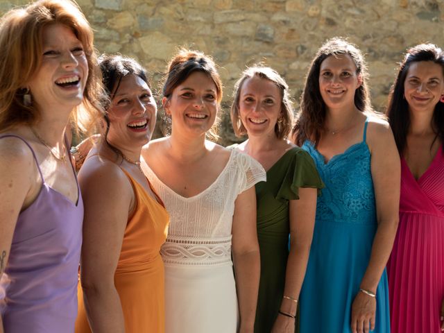 Le mariage de Thibault et Emilie à Nyons, Drôme 13