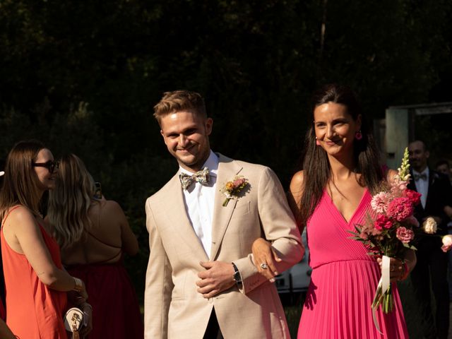 Le mariage de Thibault et Emilie à Nyons, Drôme 33