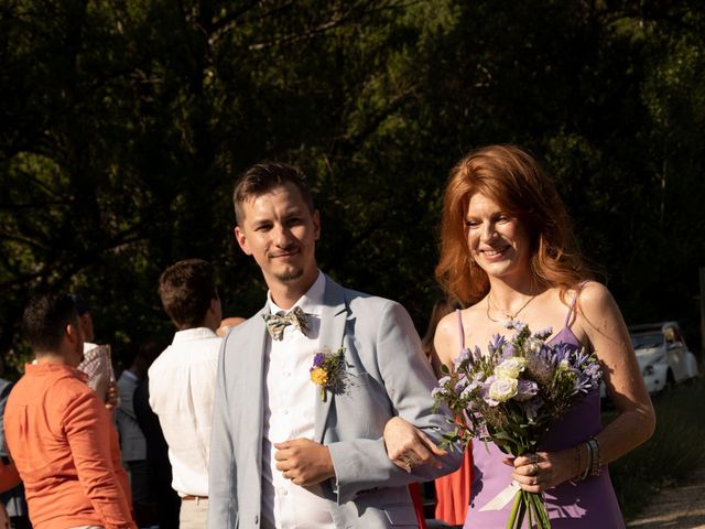 Le mariage de Thibault et Emilie à Nyons, Drôme 34