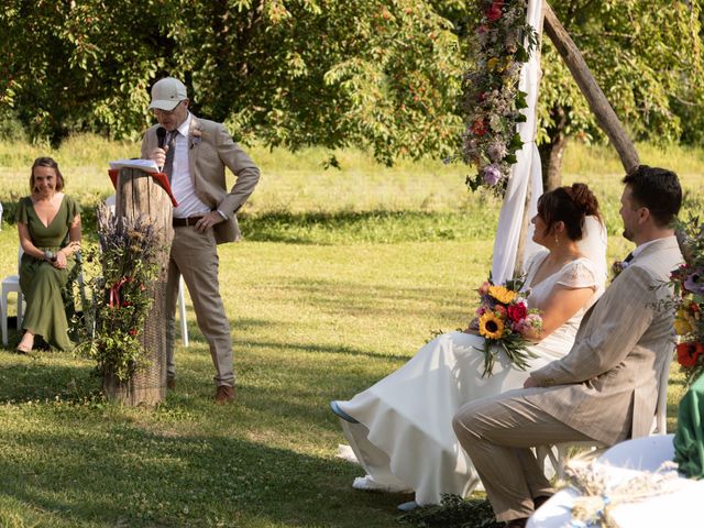 Le mariage de Thibault et Emilie à Nyons, Drôme 46