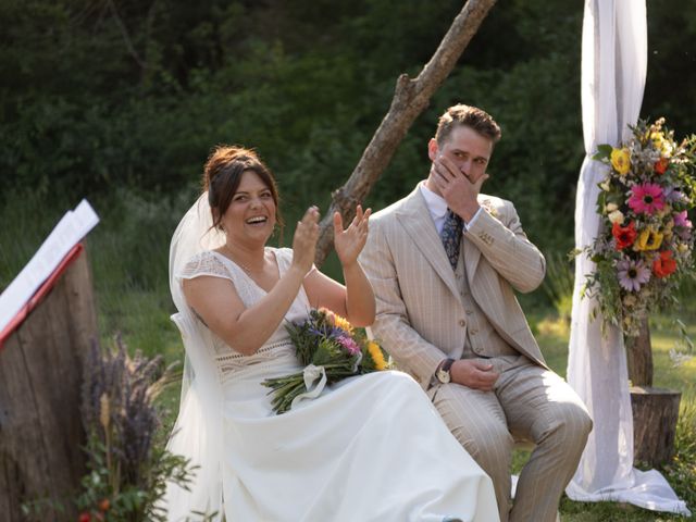 Le mariage de Thibault et Emilie à Nyons, Drôme 54