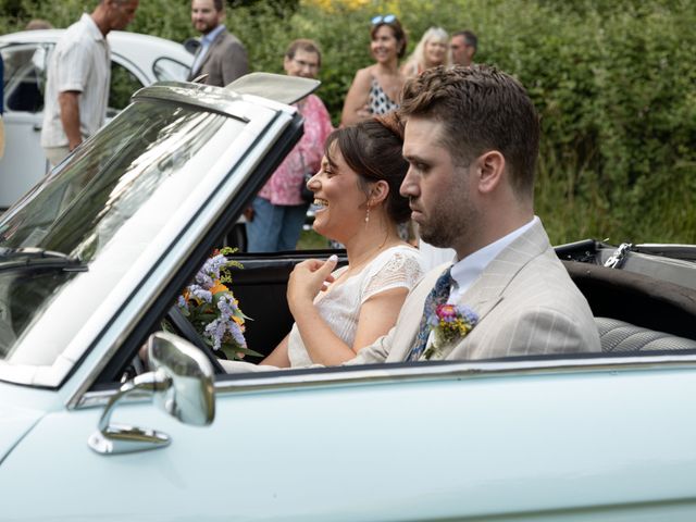 Le mariage de Thibault et Emilie à Nyons, Drôme 71