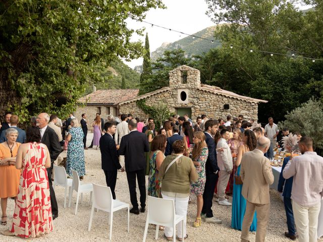 Le mariage de Thibault et Emilie à Nyons, Drôme 113