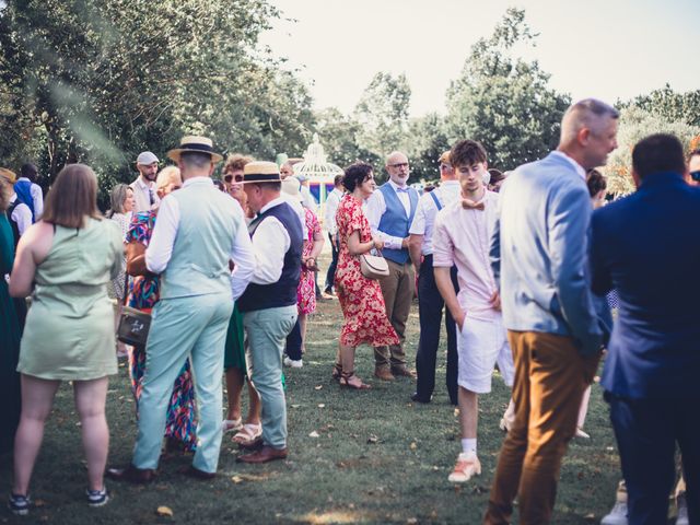Le mariage de Thibault et Sylvia à Pleyben, Finistère 11