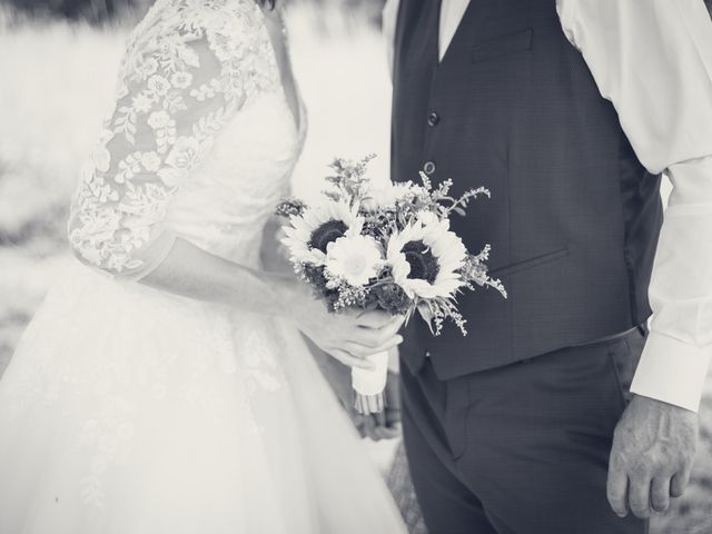 Le mariage de Thibault et Sylvia à Pleyben, Finistère 29