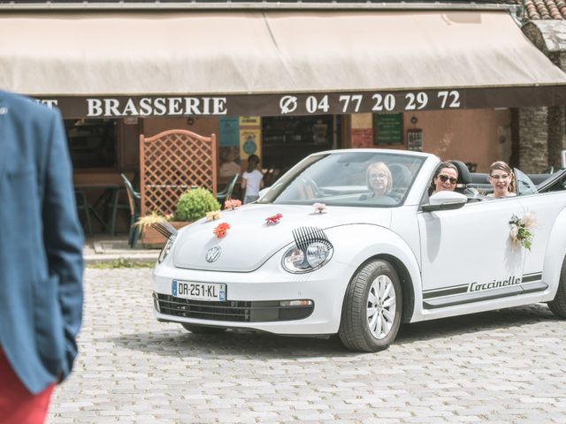 Le mariage de Romain et Julie à Sainte-Croix-en-Jarez, Loire 7