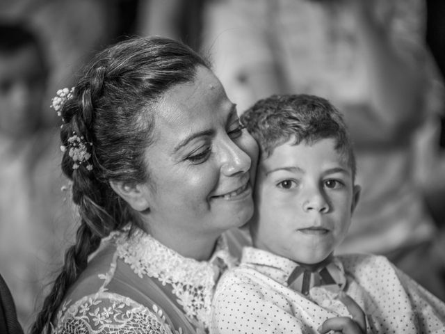 Le mariage de Romain et Julie à Sainte-Croix-en-Jarez, Loire 8