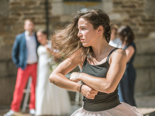 Le mariage de Romain et Julie à Sainte-Croix-en-Jarez, Loire 16