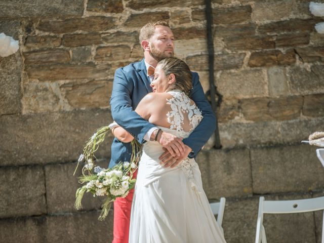 Le mariage de Romain et Julie à Sainte-Croix-en-Jarez, Loire 17