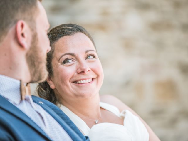 Le mariage de Romain et Julie à Sainte-Croix-en-Jarez, Loire 24