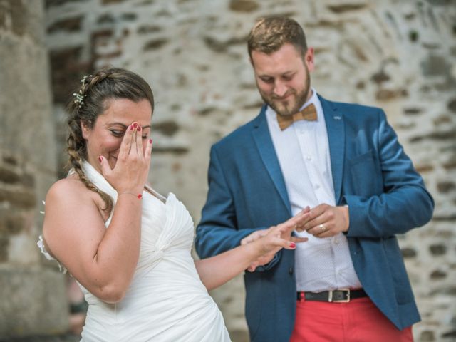 Le mariage de Romain et Julie à Sainte-Croix-en-Jarez, Loire 27