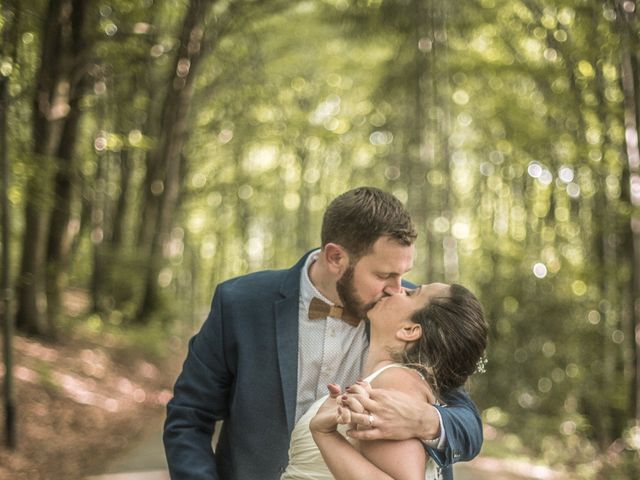 Le mariage de Romain et Julie à Sainte-Croix-en-Jarez, Loire 36