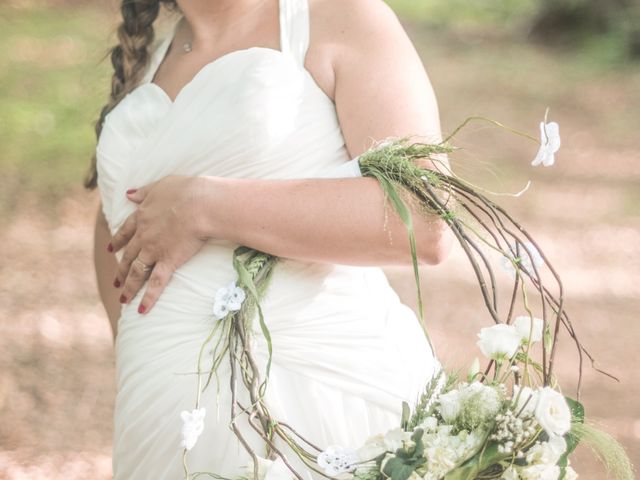 Le mariage de Romain et Julie à Sainte-Croix-en-Jarez, Loire 38