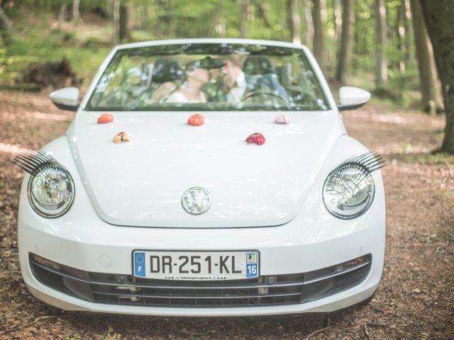 Le mariage de Romain et Julie à Sainte-Croix-en-Jarez, Loire 40