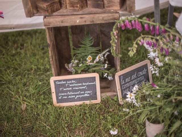 Le mariage de Romain et Julie à Sainte-Croix-en-Jarez, Loire 46