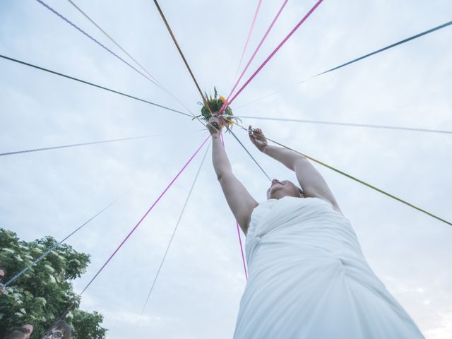 Le mariage de Romain et Julie à Sainte-Croix-en-Jarez, Loire 54