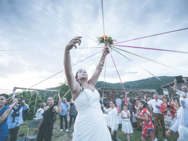 Le mariage de Romain et Julie à Sainte-Croix-en-Jarez, Loire 55