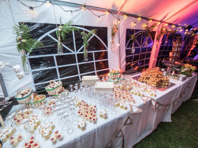 Le mariage de Romain et Julie à Sainte-Croix-en-Jarez, Loire 72