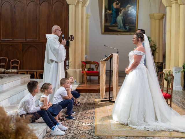 Le mariage de Sébastien et Mathilde à Trets, Bouches-du-Rhône 56