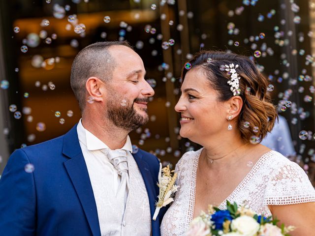 Le mariage de Raphaël et Céline à Sainte-Foy-lès-Lyon, Rhône 16
