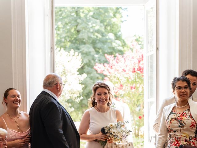 Le mariage de Martin et Juliette à Surgères, Charente Maritime 3