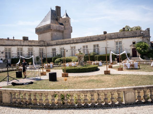 Le mariage de Martin et Juliette à Surgères, Charente Maritime 11