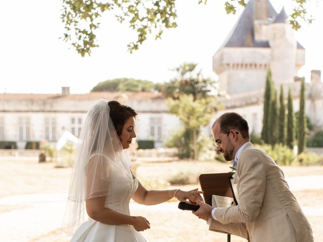 Le mariage de Martin et Juliette à Surgères, Charente Maritime 23